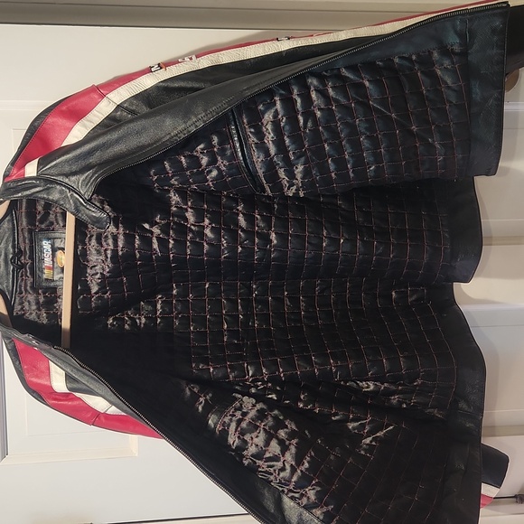 NASCAR Jacket - Picture 5 of 6